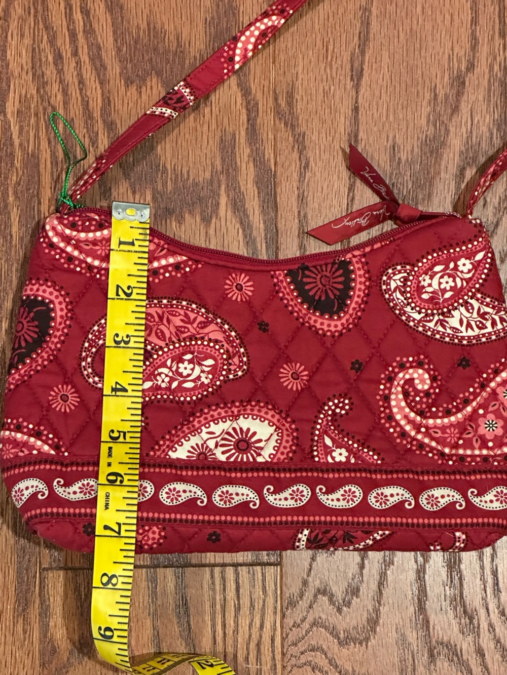 New - Quilted Red Paisley Shoulder Bag - Picture 7 of 7
